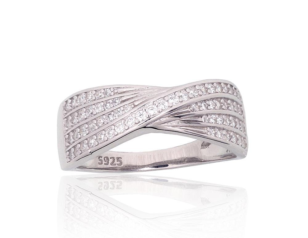 Silver ring with Zirkons