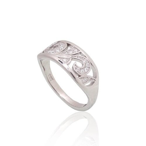 Alternative view of Silver ring with Zirkons