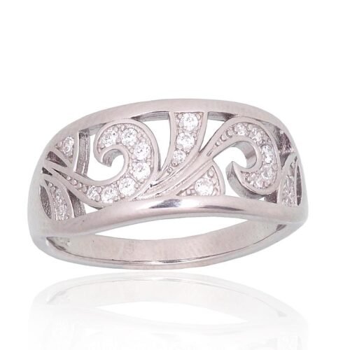 Silver ring with Zirkons