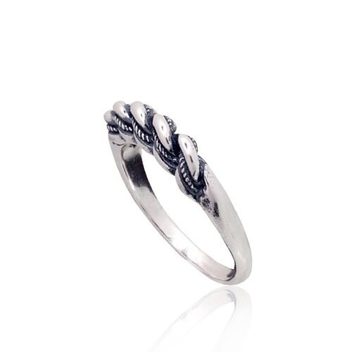 Alternative view of Silver ring