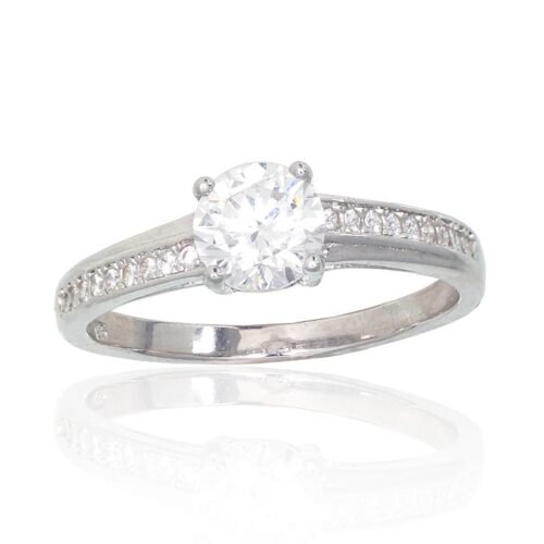 Silver ring with Zirkons