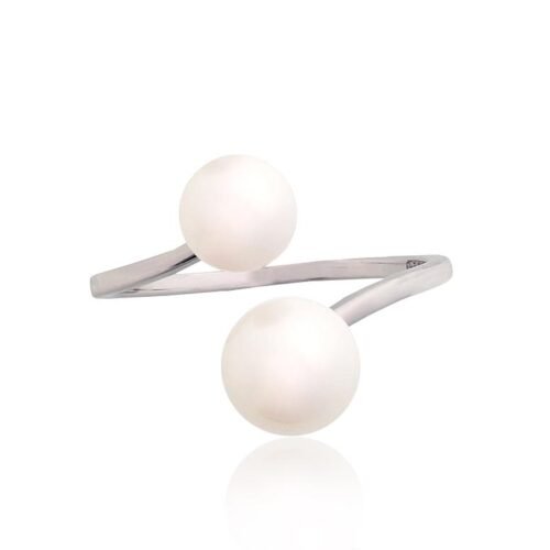 Silver ring with Fresh-water Pearl