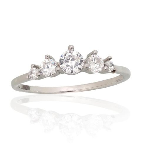 Silver ring with Zirkons