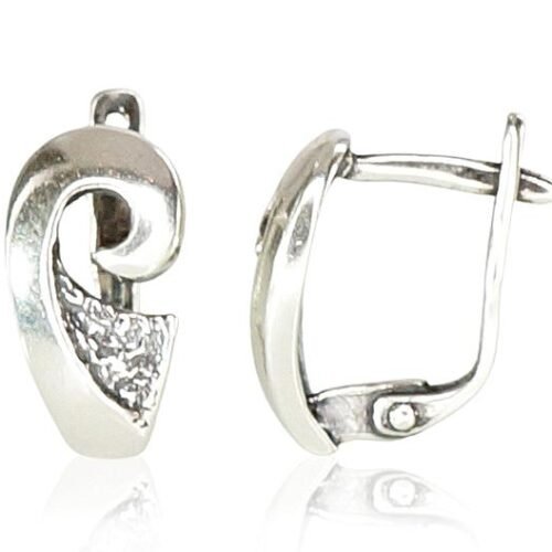 Silver earrings with 'english' lock