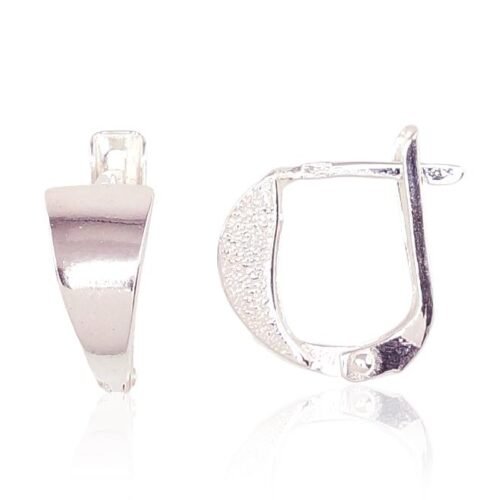 Silver earrings with 'english' lock