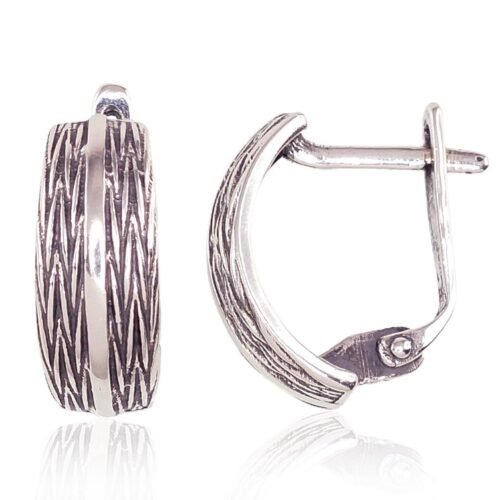 Silver earrings with 'english' lock