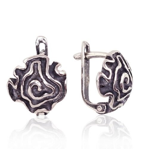 Silver earrings with 'english' lock