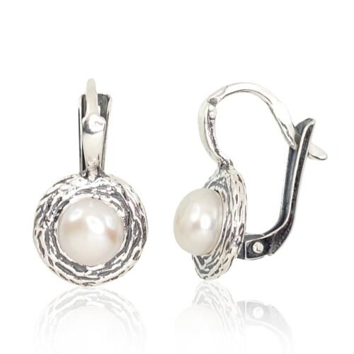 Silver earrings with 'english' lock with Fresh-water Pearl