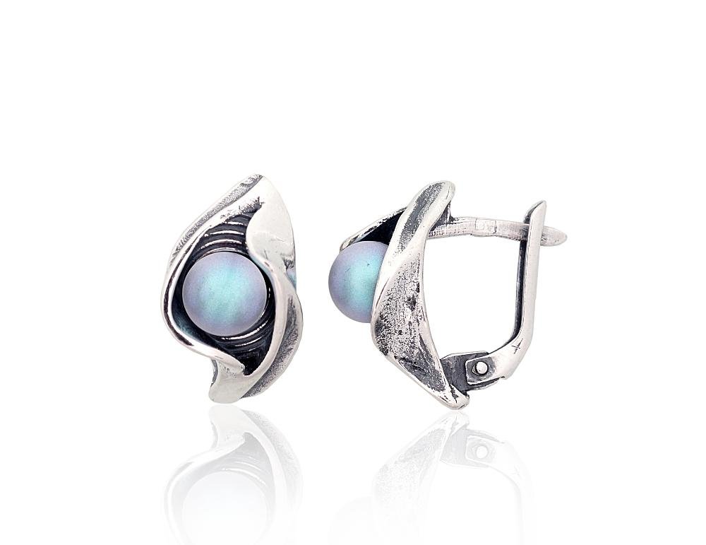 Silver earrings with 'english' lock with Fresh-water Pearl (synt.)