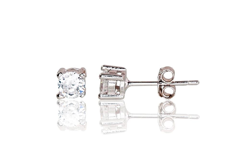 Silver stud earrings with Zirkons