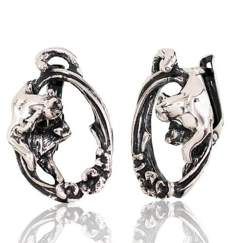 Silver earrings with 'english' lock