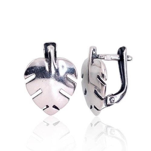 Silver earrings with 'english' lock