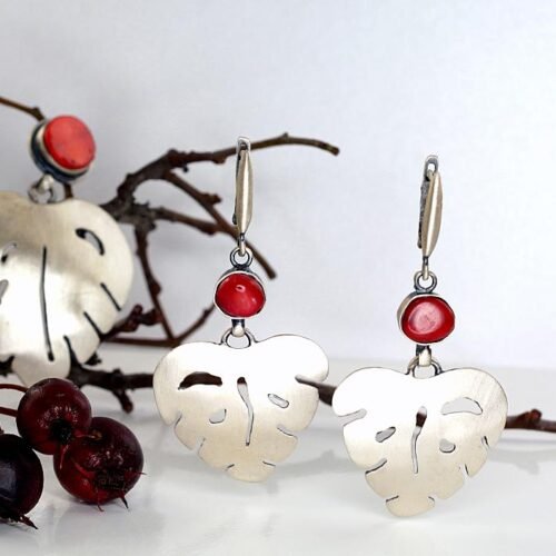 Alternative view of Silver earrings with Coral