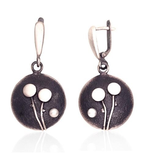 Silver earrings with Fresh-water Pearl