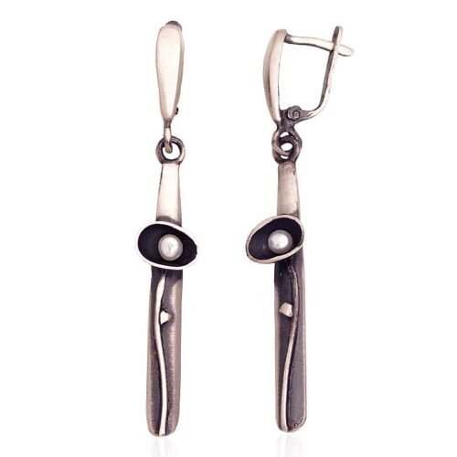 Silver earrings with Fresh-water Pearl