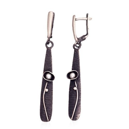 Silver earrings with Fresh-water Pearl