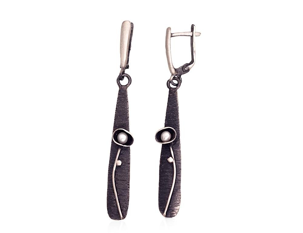 Silver earrings with Fresh-water Pearl