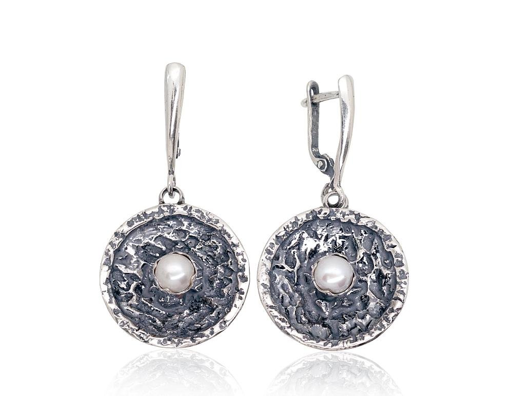 Silver earrings with Fresh-water Pearl