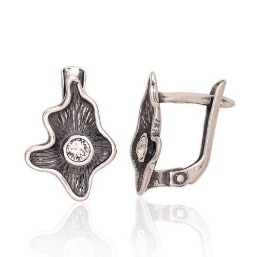 Silver earrings with 'english' lock with Zirkons
