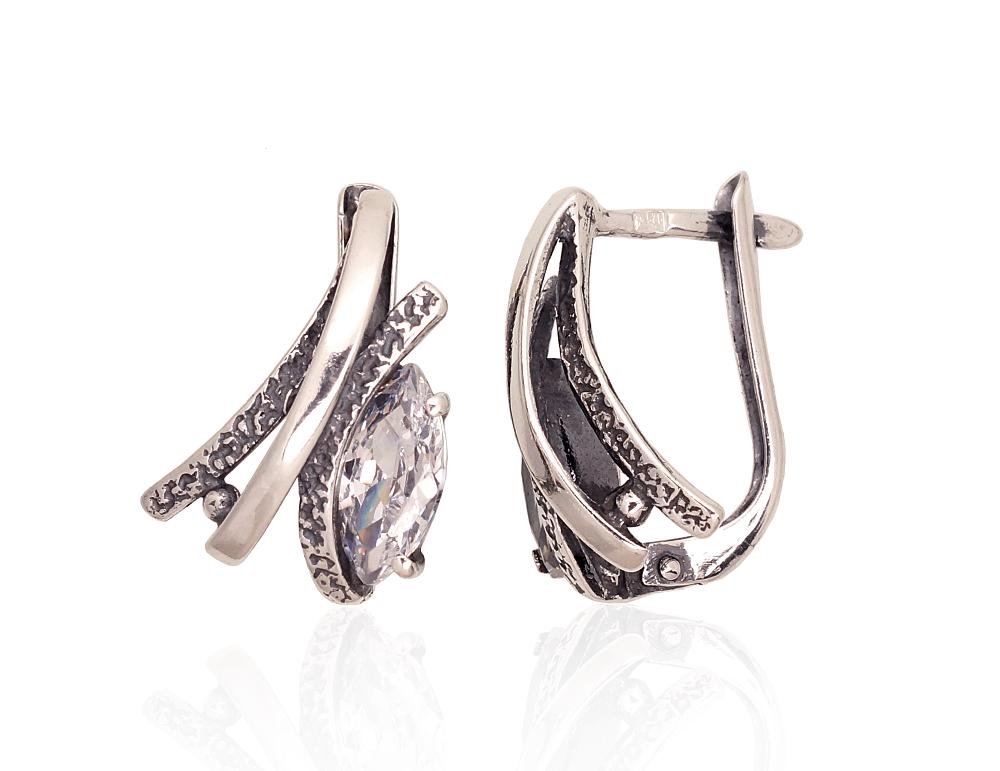Silver earrings with 'english' lock with Zirkons