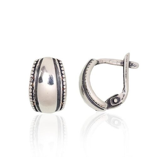 Silver earrings with 'english' lock