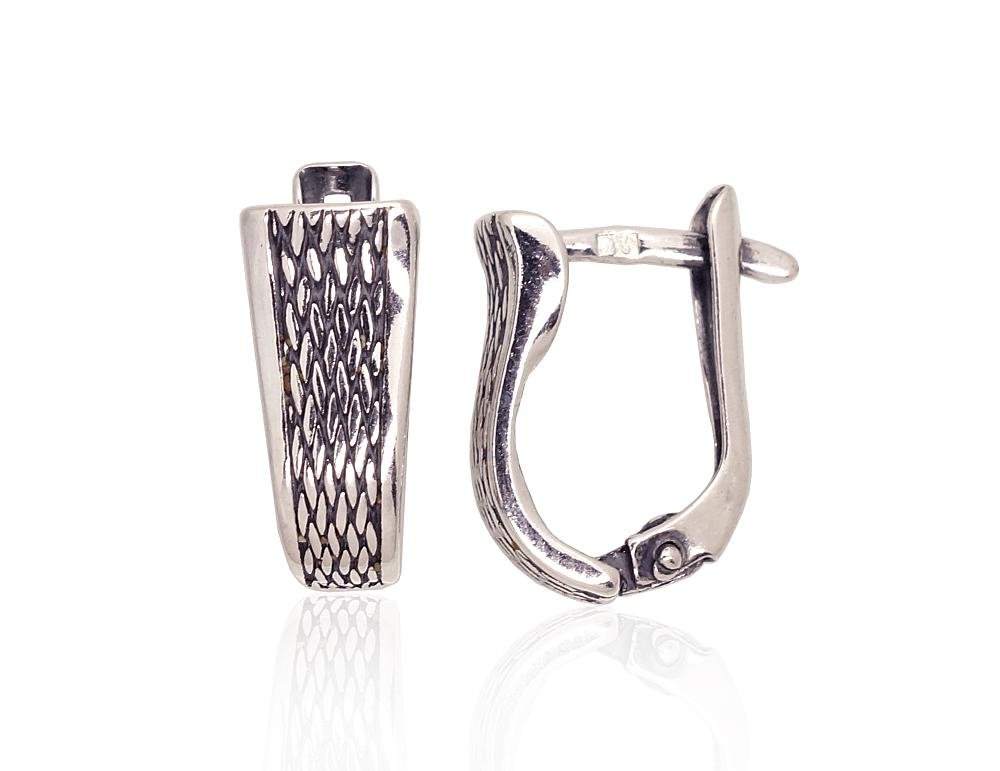 Silver earrings with 'english' lock