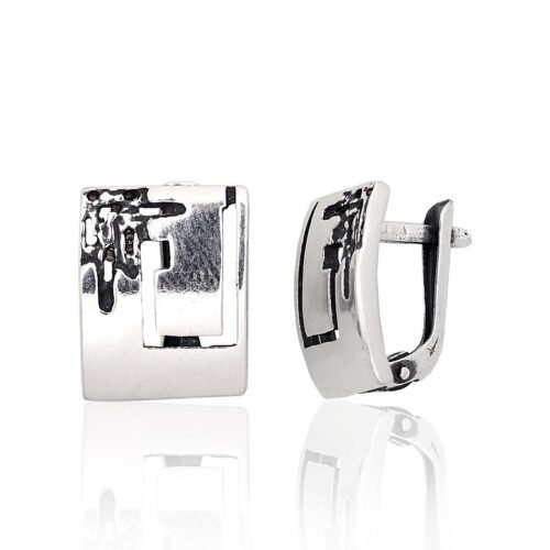 Silver earrings with 'english' lock