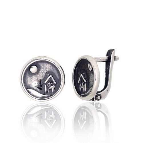 Silver earrings with 'english' lock