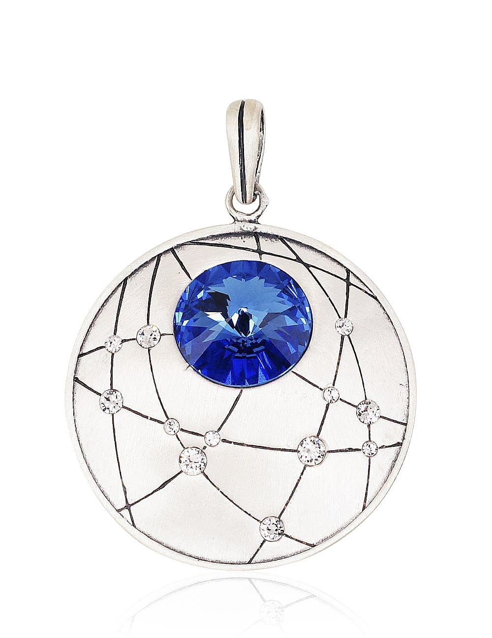 Silver pendant with Crystals