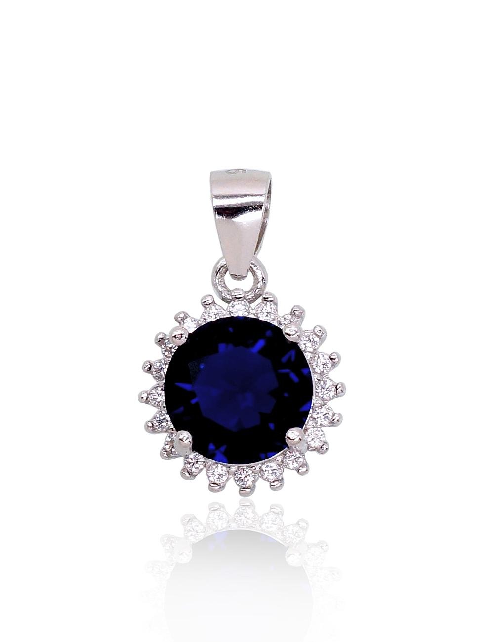 Silver pendant with Zirkons