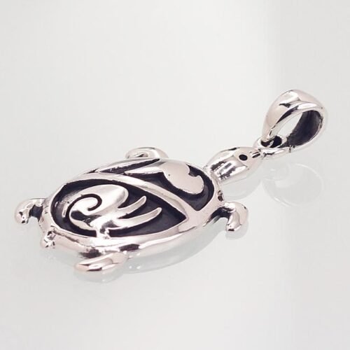 Alternative view of Silver pendant