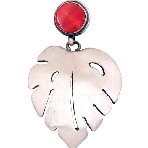 Silver pendant with Coral