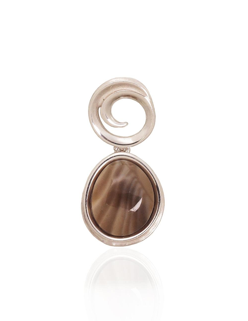 Silver pendant with Flint