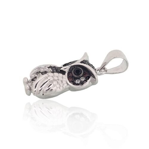 Alternative view of Silver pendant with Zirkons