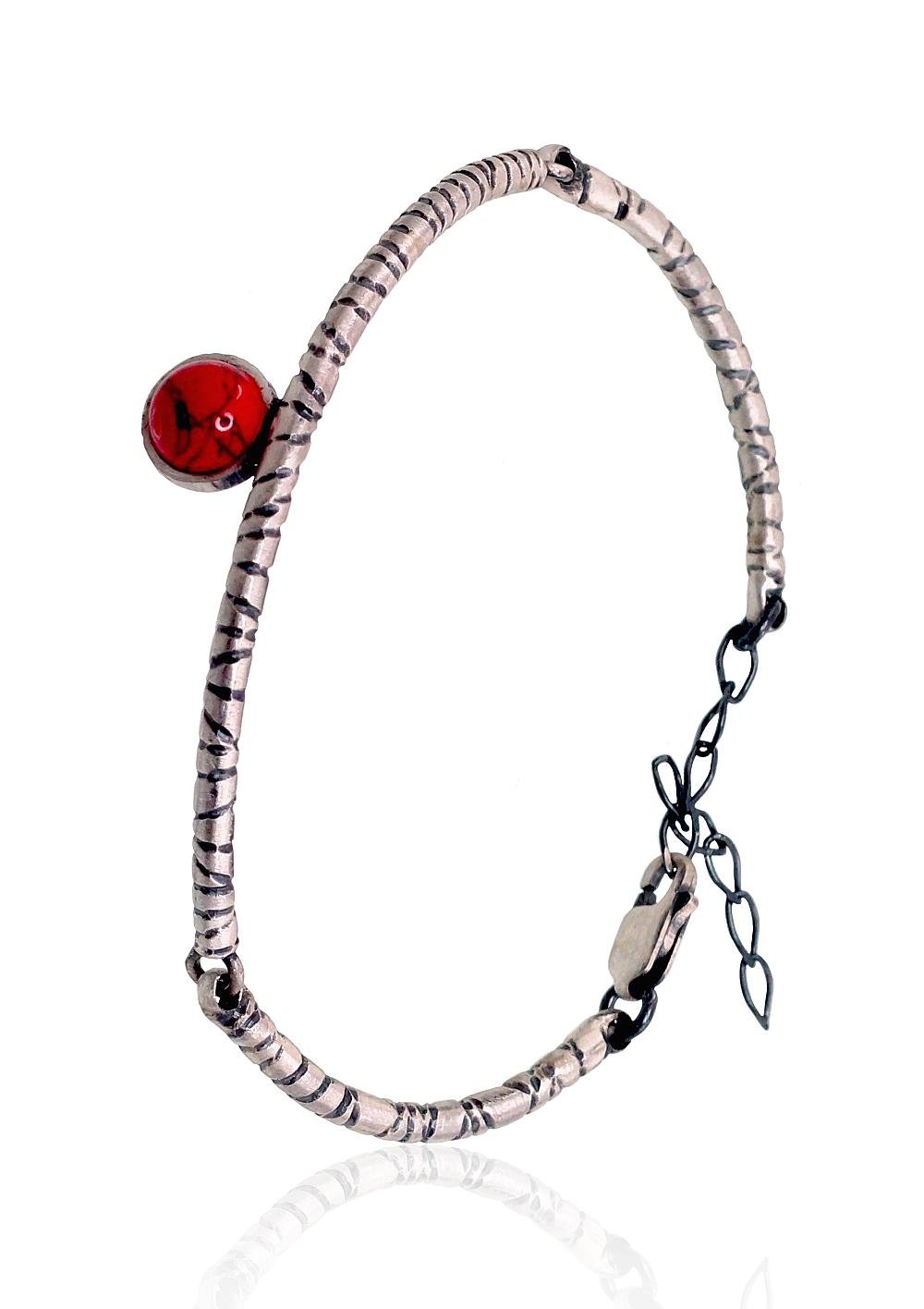 Silver bracelet with Coral (Imitation)