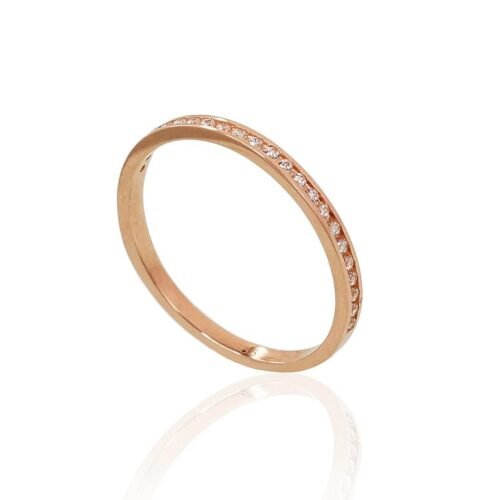 Alternative view of Gold ring with Zirkons