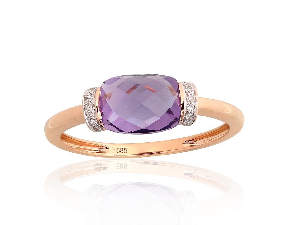 Gold ring with Diamonds , Amethyst