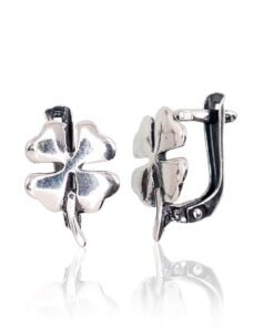 Silver earrings with 'english' lock