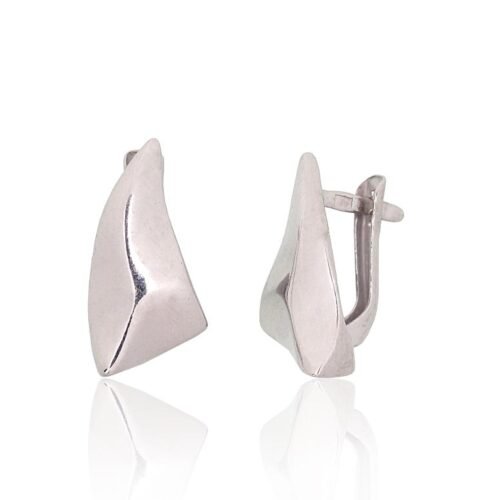 Silver earrings with 'english' lock