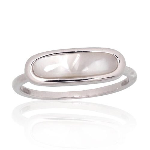 Silver ring with Mother-of-pearl