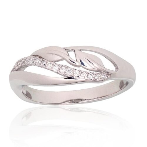 Silver ring with Zirkons