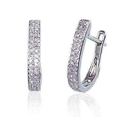 Gold earrings with 'english' lock with Diamonds