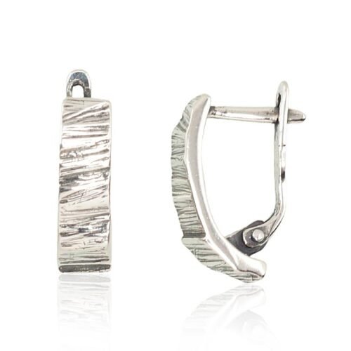 Silver earrings with 'english' lock