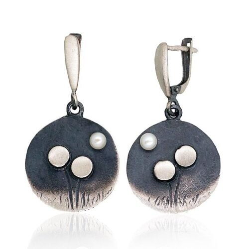 Silver earrings with Fresh-water Pearl