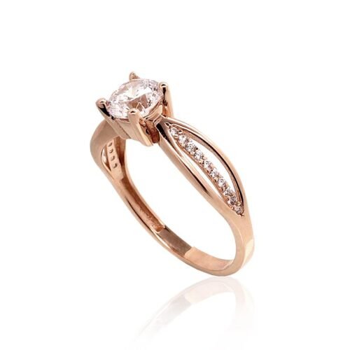 Alternative view of Gold ring with Zirkons