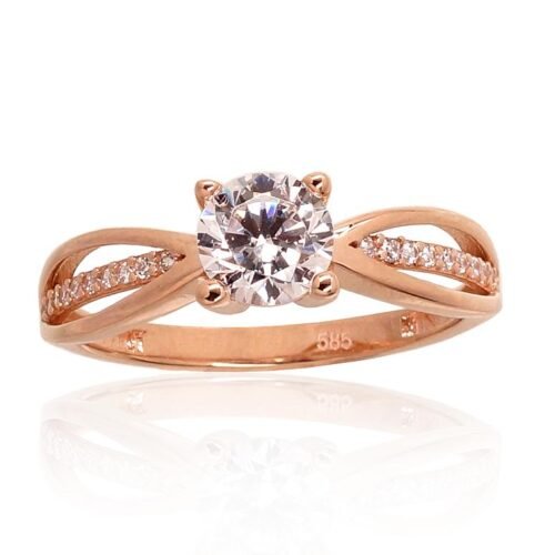 Gold ring with Zirkons
